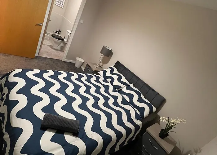 Airport Entire House *