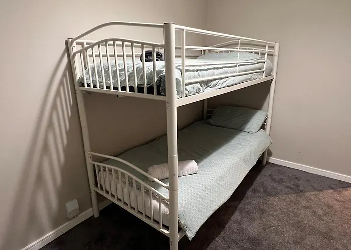 Airport Entire House Appartement *