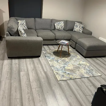 Airport Entire House دبلن